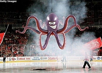 al (red wings)