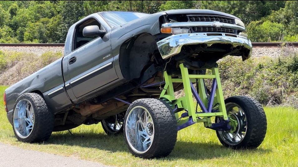 Squatted Truck