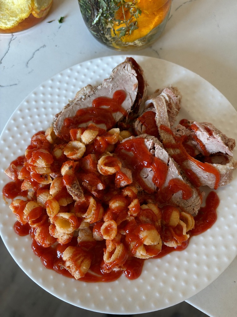 mac n cheese chup w/ pork tendies