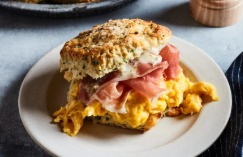 egg sandwich