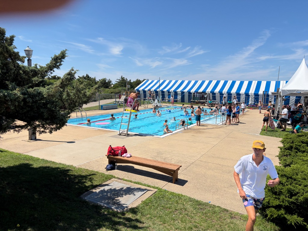 Pool 2